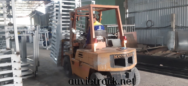 pallet xếp chồng